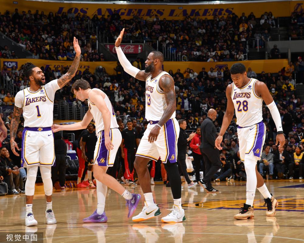 在当地政府 在当地政府